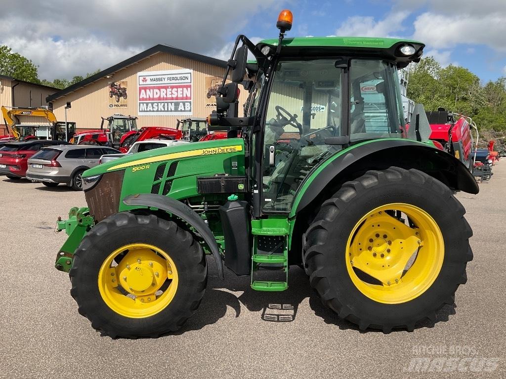 John Deere 5100 R Traktoriai