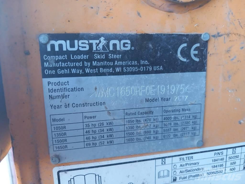 Mustang 1650 R Krautuvai su šoniniu pasukimu