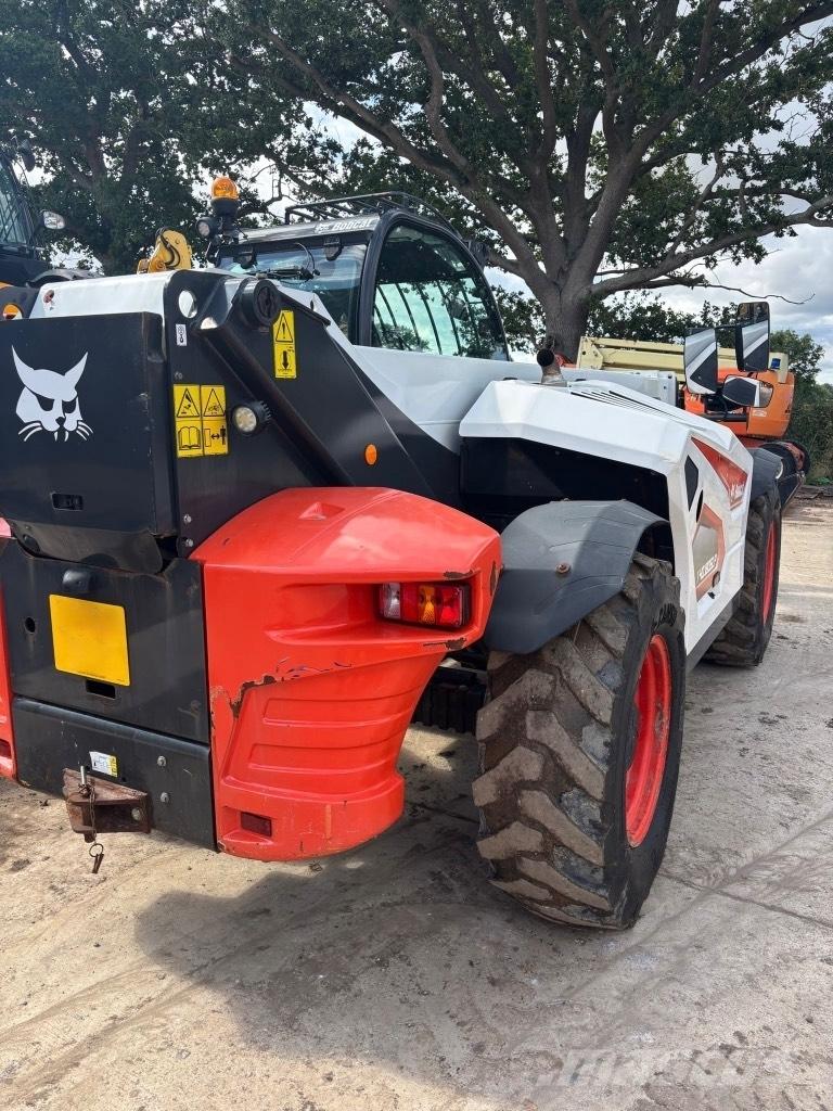 Bobcat T 40.180 Teleskopiniai krautuvai
