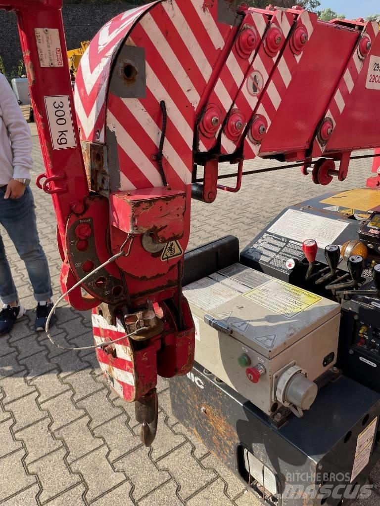 Unic URW-295 Mini kranai