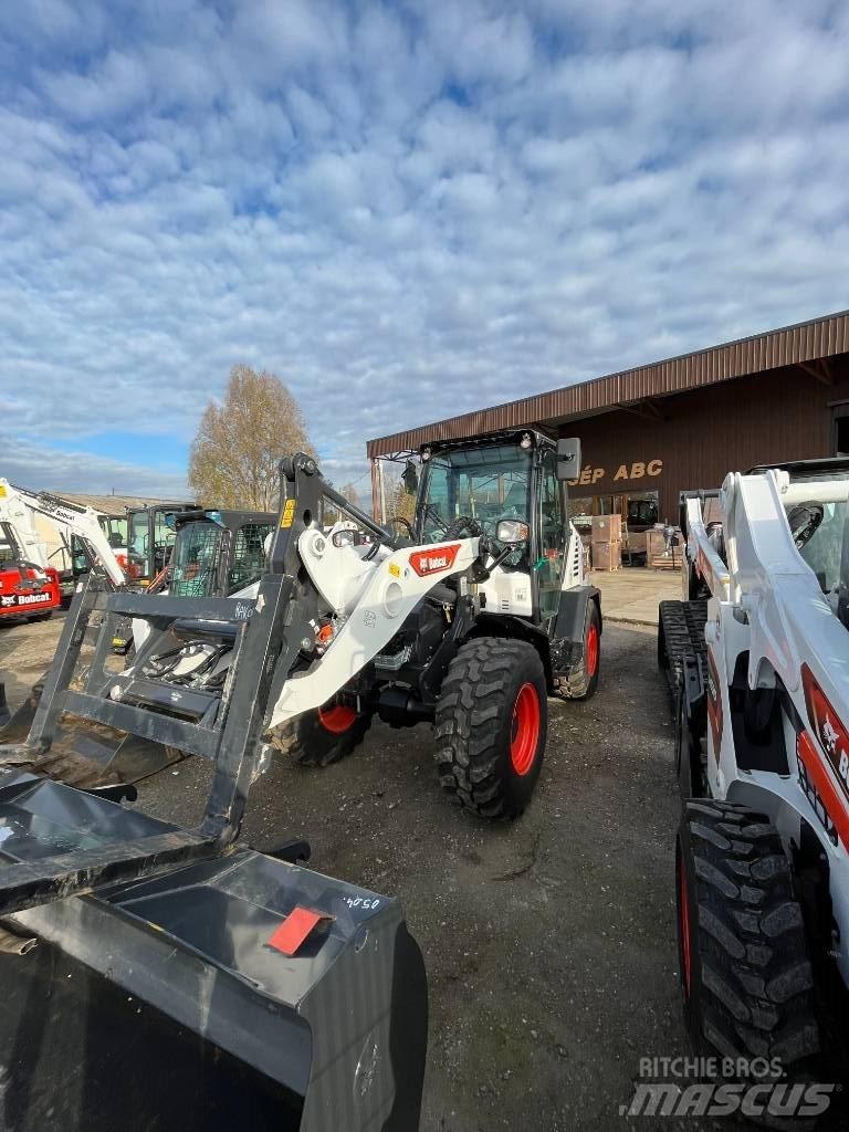 Bobcat L 85 Frontaliniai krautuvai ir ekskavatoriai