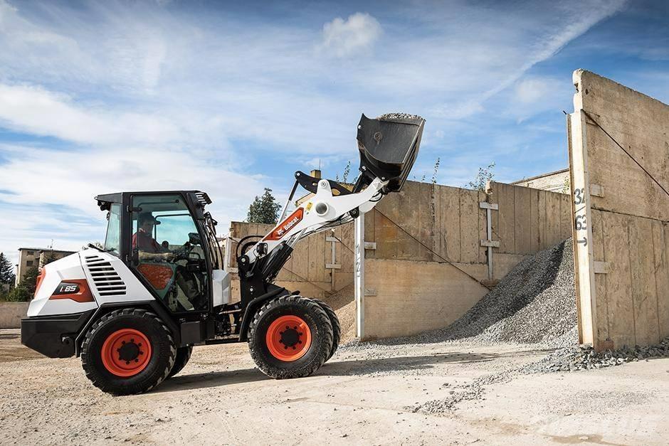Bobcat L 85 Frontaliniai krautuvai ir ekskavatoriai