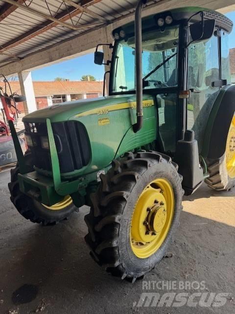John Deere 5415 Traktoriai