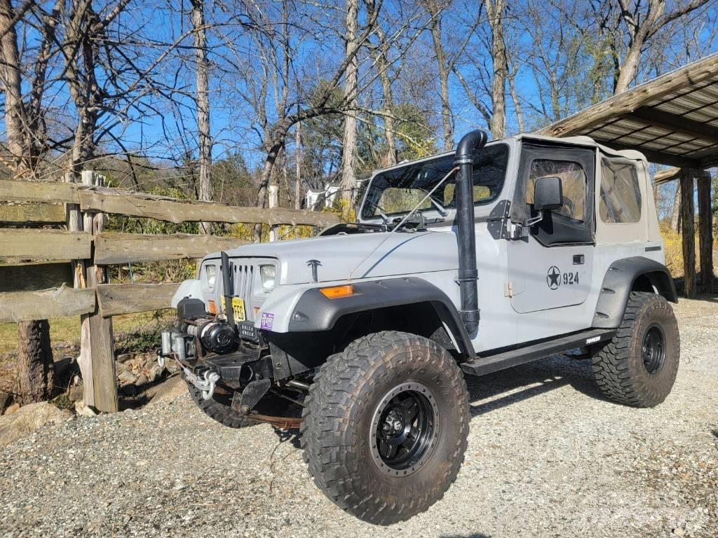 Jeep WRANGLER YJ Statyba - Kita
