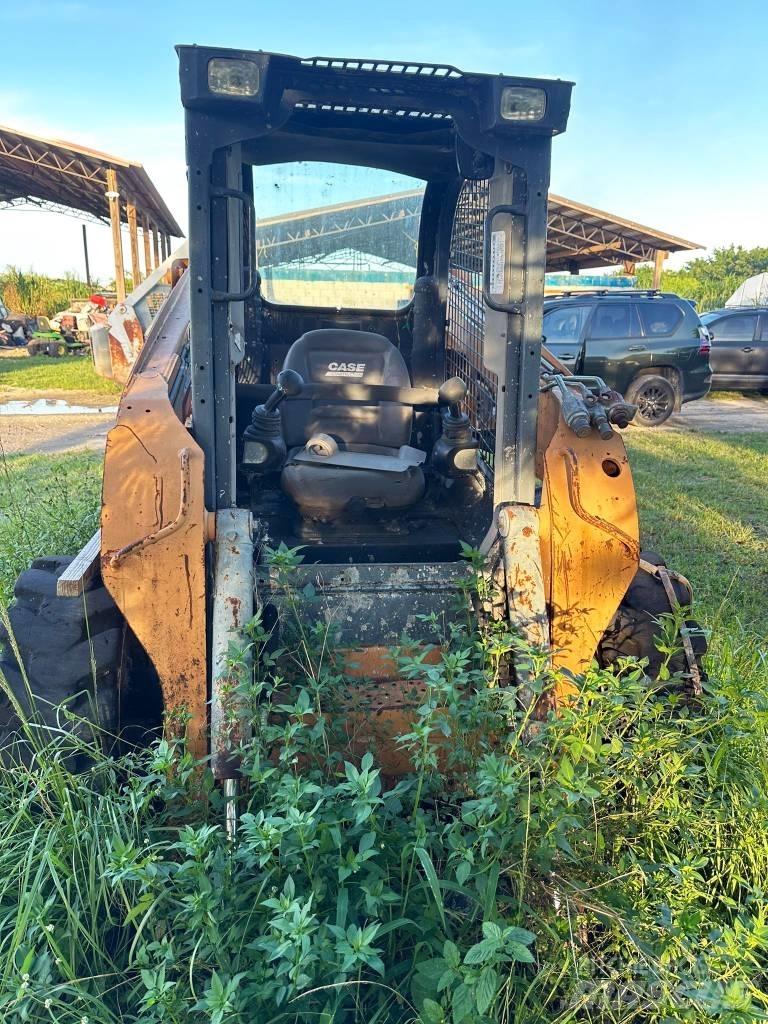 CASE SR 250 Krautuvai su šoniniu pasukimu