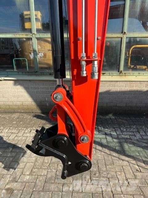 Kubota KX 080-4 Vidutinės galios ekskavatoriai 7-12 t