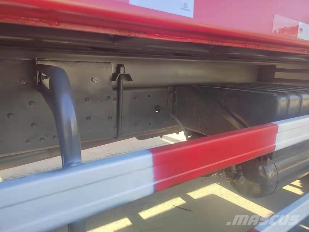 Howo 371 8x4 Savivarčių priekabų vilkikai