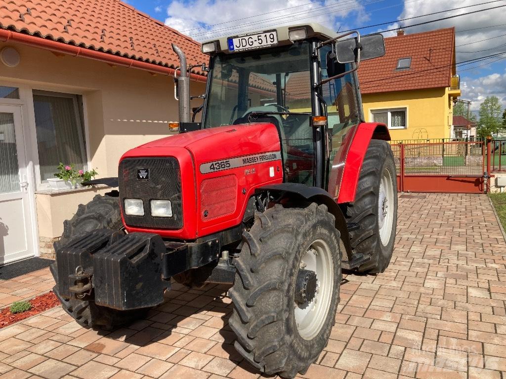 Massey Ferguson 4365 Traktoriai