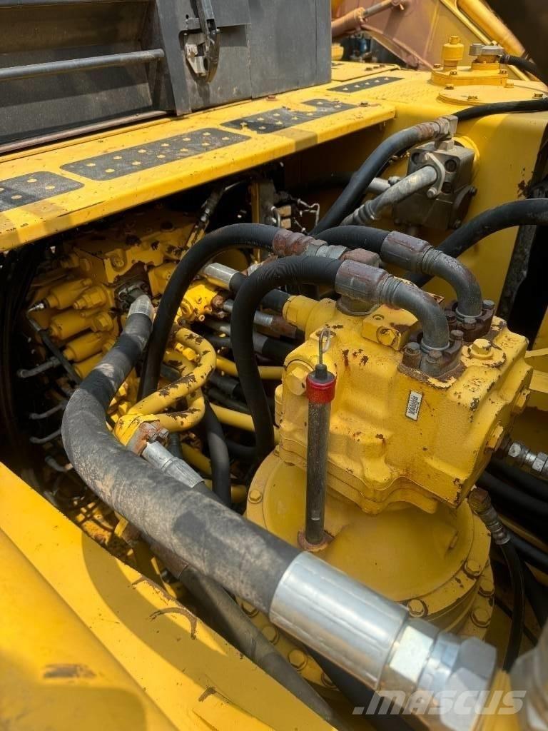 Komatsu PC 400-8 Vikšriniai ekskavatoriai