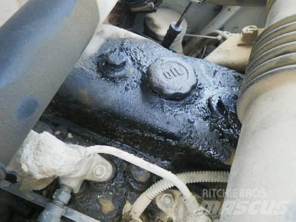 Hitachi EX120-5 Vikšriniai ekskavatoriai