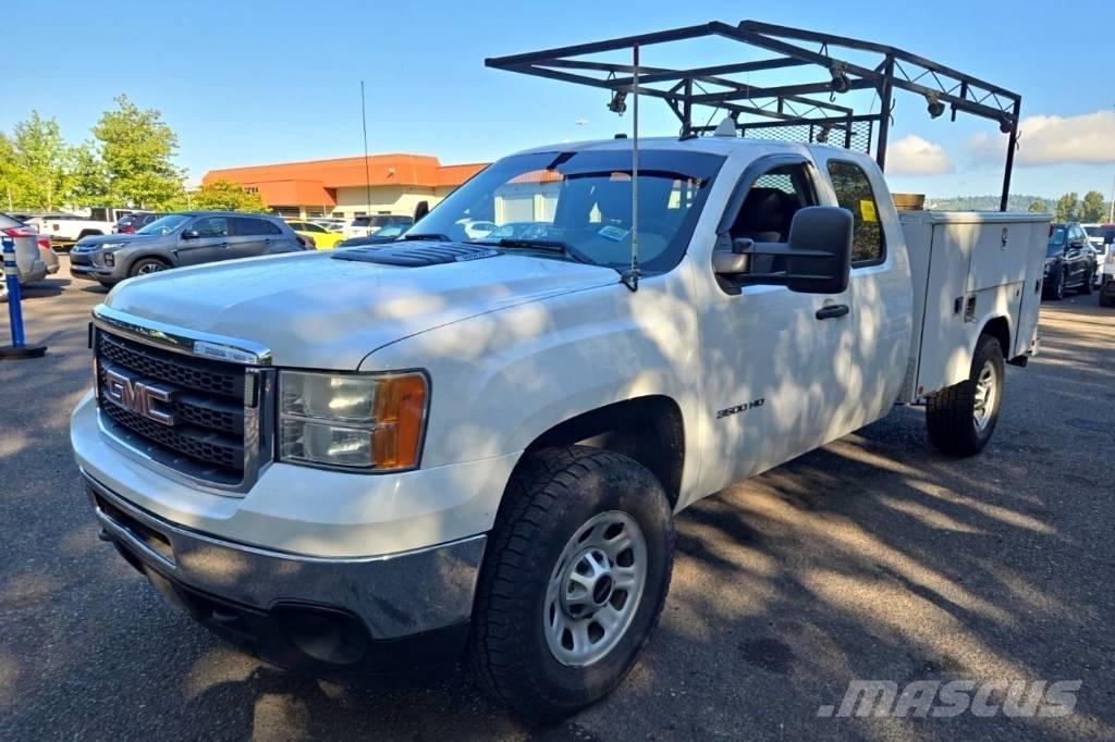 GMC Sierra 3500 HD Pikapai / Bortiniai sunkvežimiai