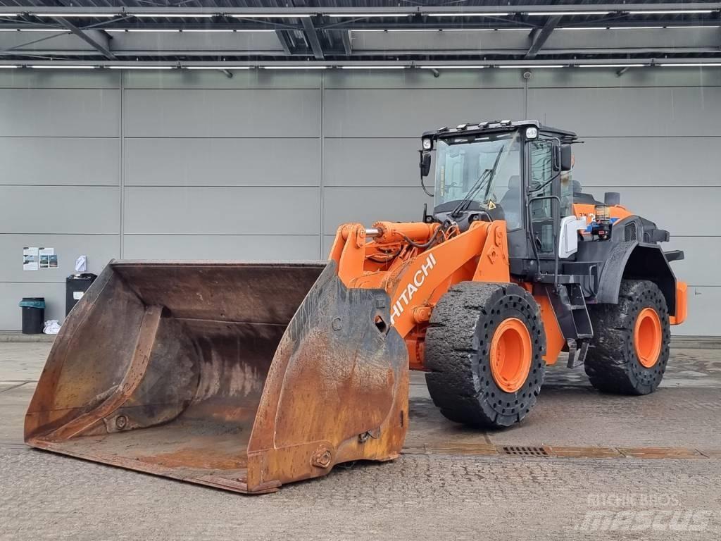 Hitachi ZW 250 Naudoti ratiniai krautuvai