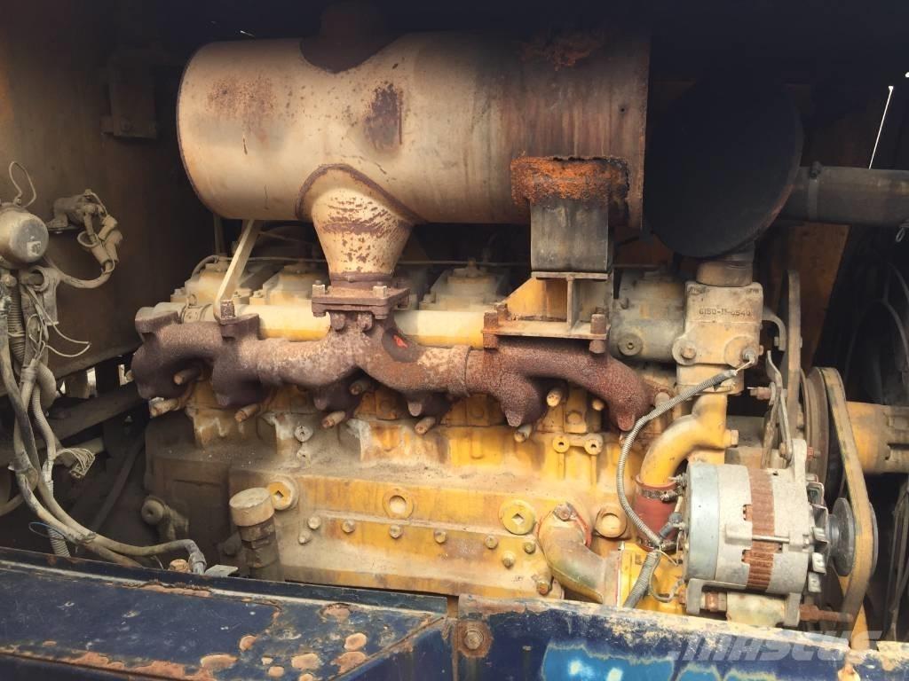 Komatsu GD 511 A Greideriai