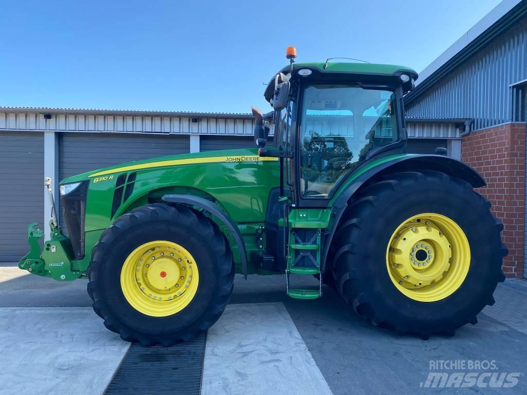 John Deere 8310 R Traktoriai