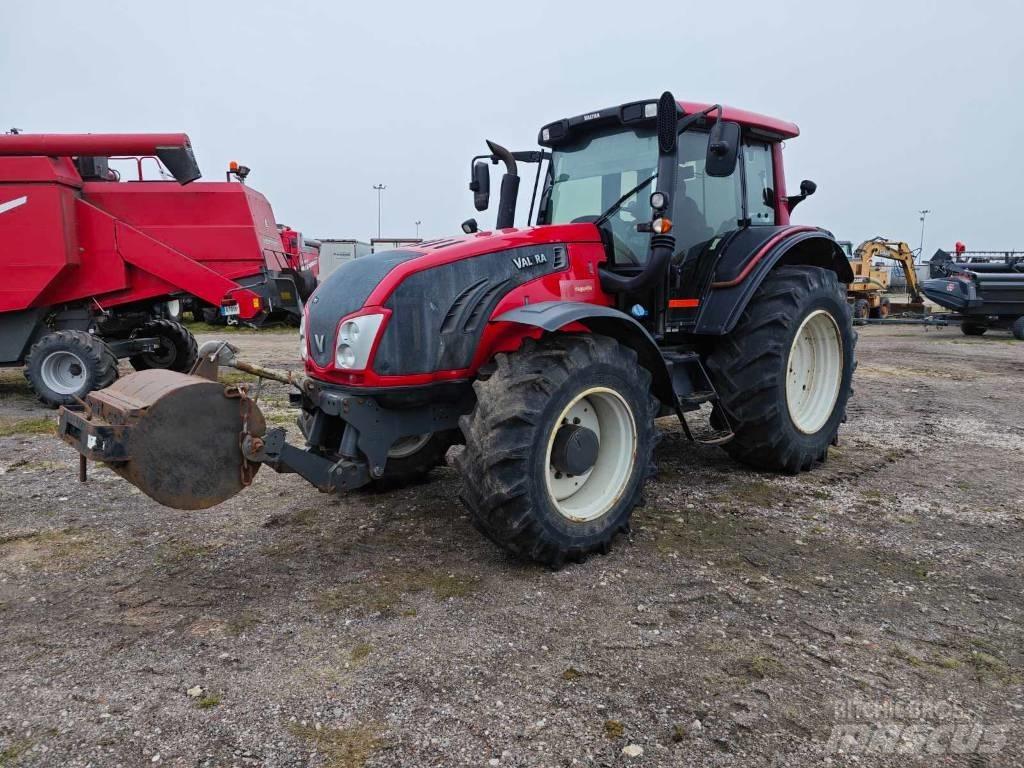 Valtra T 193 Traktoriai