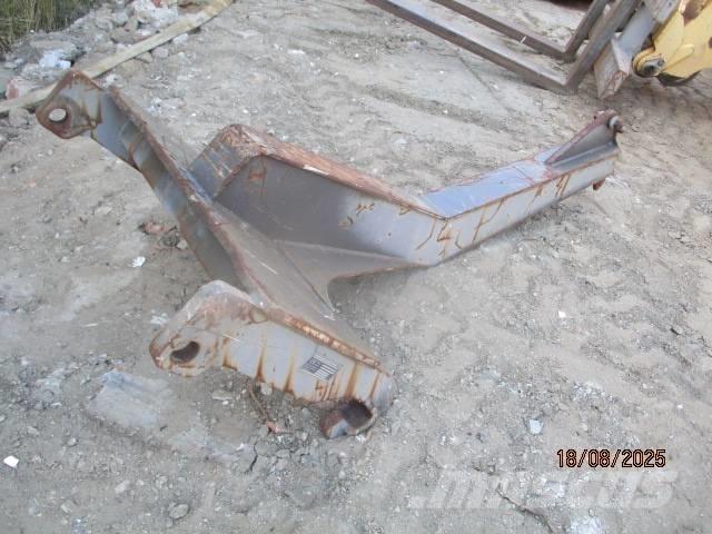 Ahlmann AS 210 E Naudoti ratiniai krautuvai