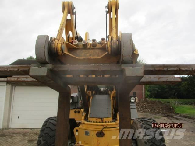 Ahlmann AS 210 E Naudoti ratiniai krautuvai