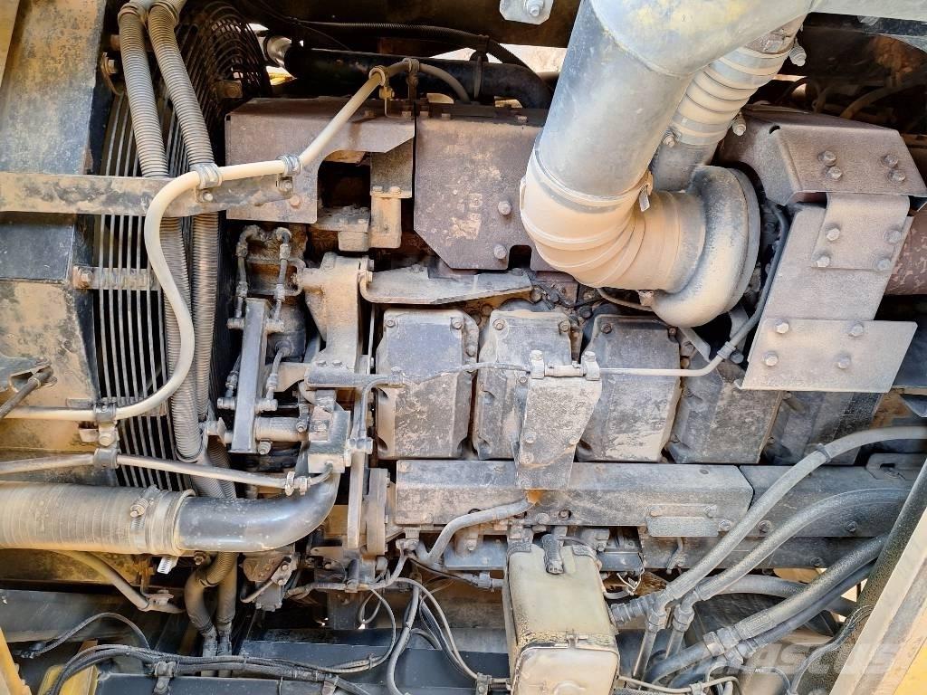 Komatsu HD605-7EO Atliekų išvežimo technika