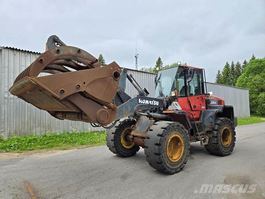 Komatsu WA200PZ-6 Naudoti ratiniai krautuvai