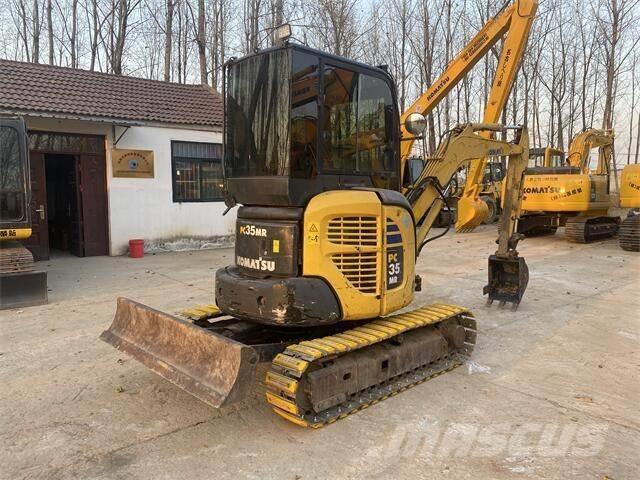 Komatsu PC35MR-2 Vikšriniai ekskavatoriai