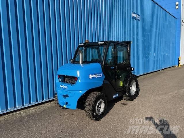 Manitou MC25-4 Teleskopiniai krautuvai