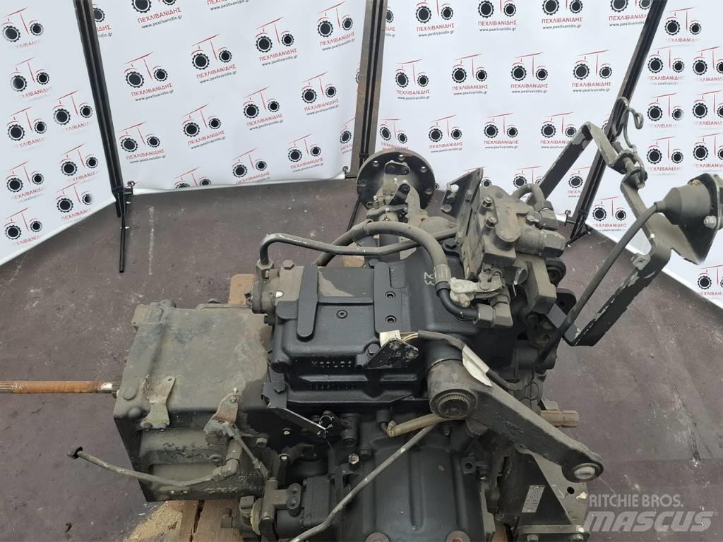 New Holland CNH Transmisijos