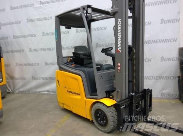Jungheinrich EFG 112 Elektriniai šakiniai krautuvai