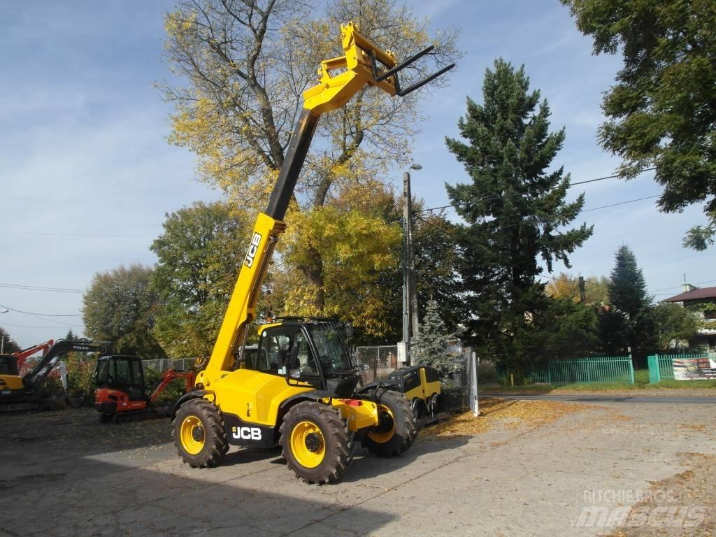 JCB 531-70 Teleskopiniai krautuvai