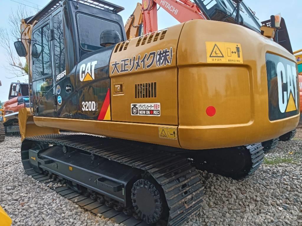 CAT 320D2 Vidutinės galios ekskavatoriai 7-12 t