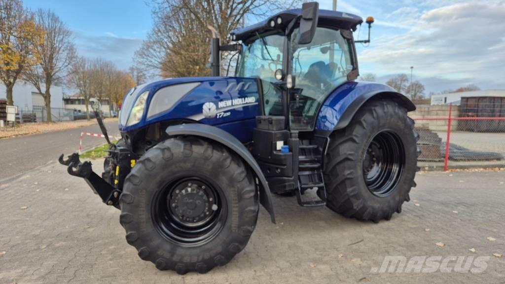 New Holland T 7.230 Traktoriai