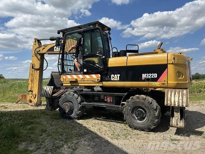 CAT M322D VAH Specialūs ekskavatoriai