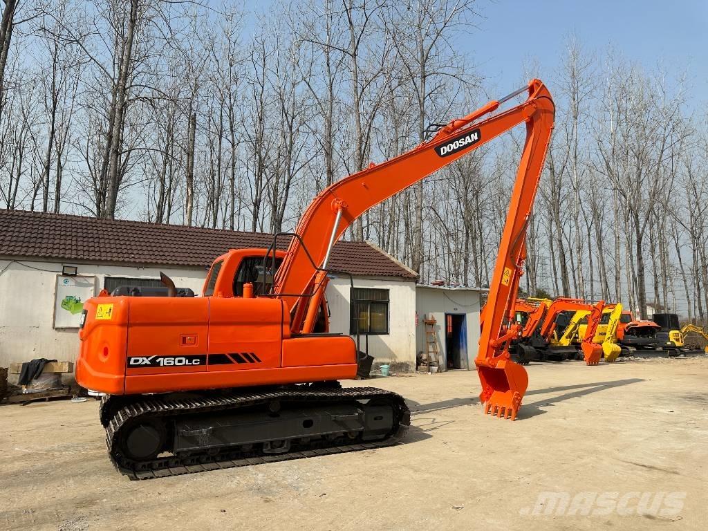 Doosan DX160LC Vikšriniai ekskavatoriai