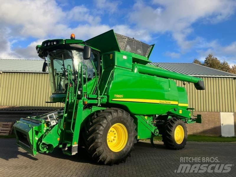 John Deere T 560 i Derliaus nuėmimo kombainai