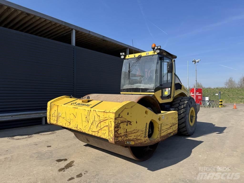 Bomag BW 226 BVC-5 Vieno būgno volai