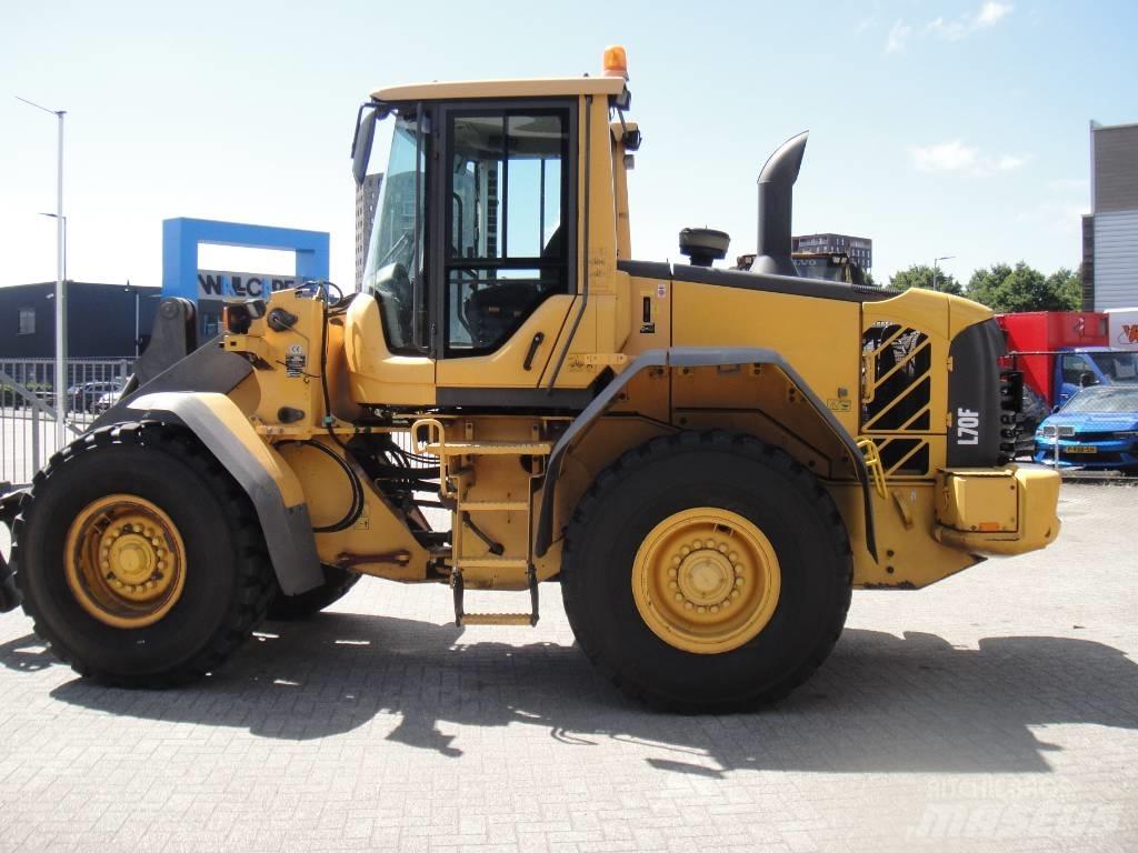 Volvo L 70 F Naudoti ratiniai krautuvai