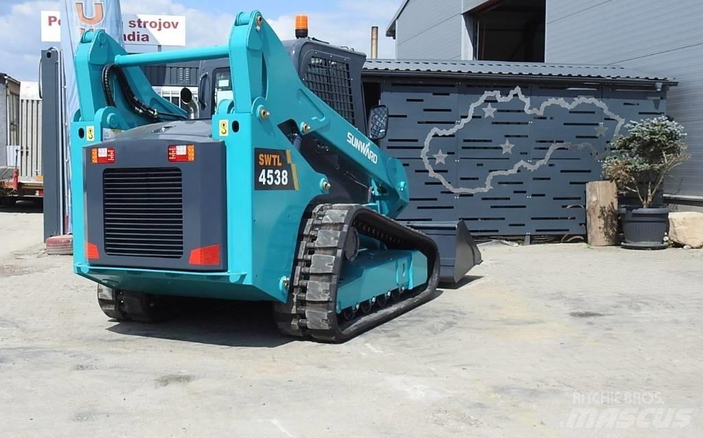Sunward SWTL4538 Krautuvai su šoniniu pasukimu