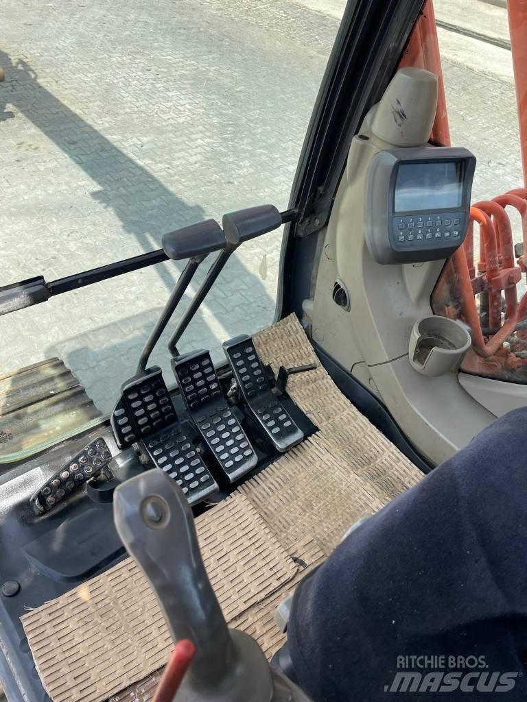Hitachi ZX 180 Vikšriniai ekskavatoriai