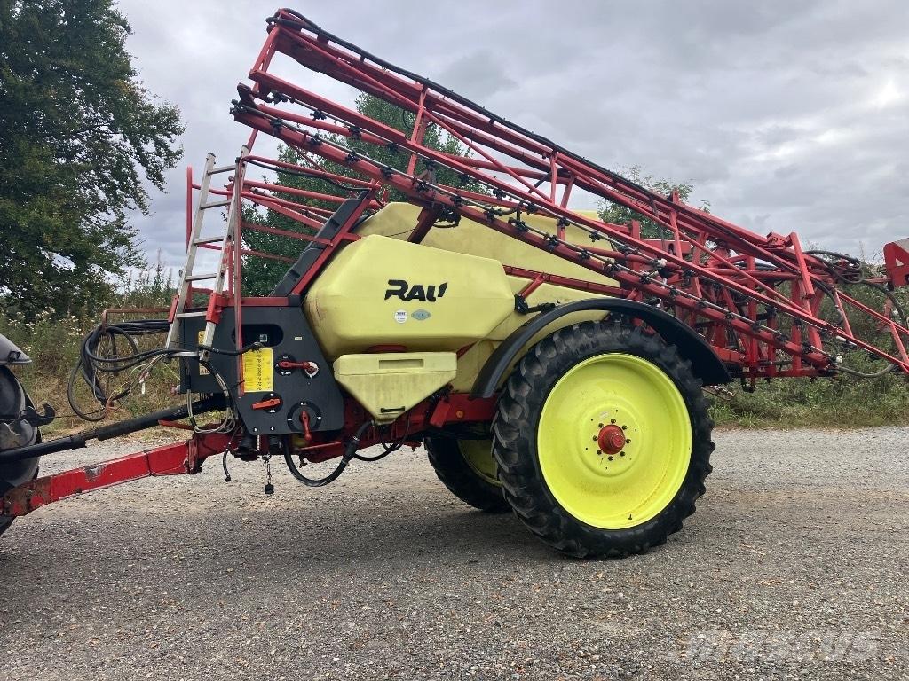 Rau Trailed Sprayer Prikabinami purkštuvai