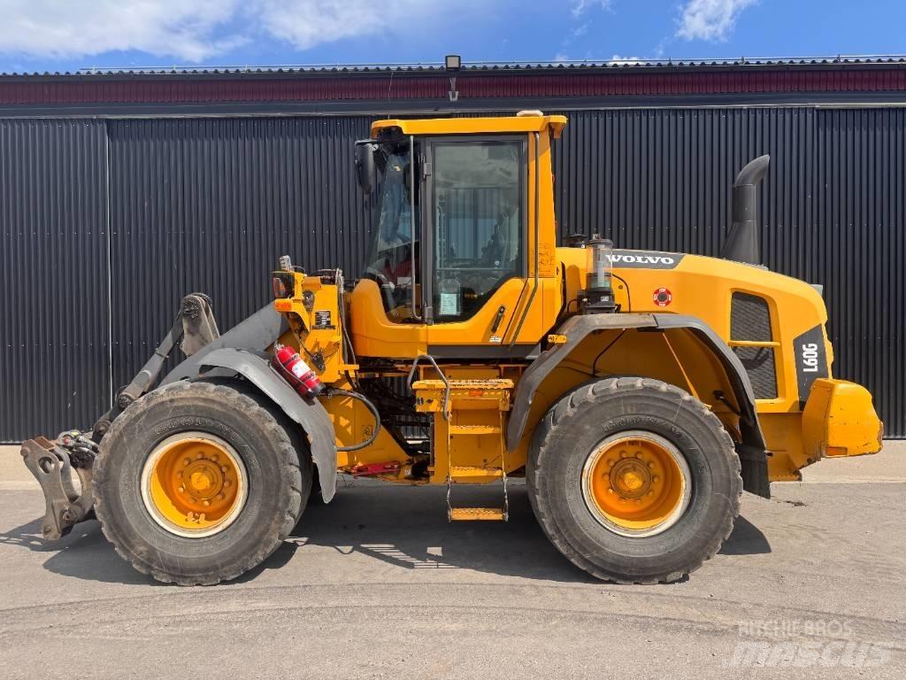 Volvo L 60 G Naudoti ratiniai krautuvai