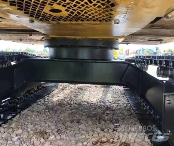 Komatsu PC 70 Vikšriniai ekskavatoriai