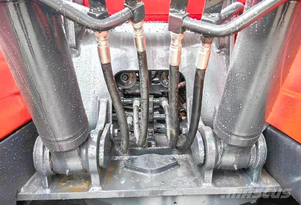 Doosan DX 140 Vikšriniai ekskavatoriai