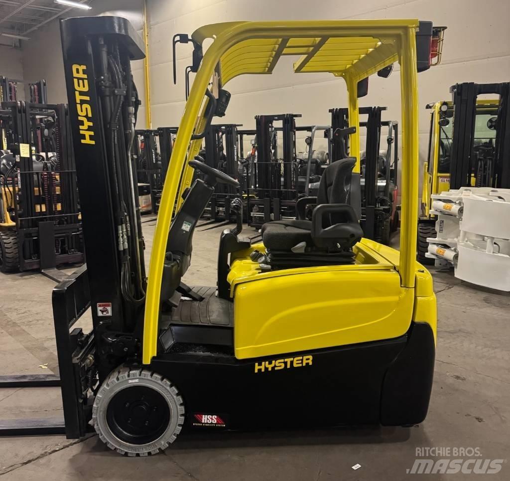 Hyster J 35 XNT Elektriniai šakiniai krautuvai
