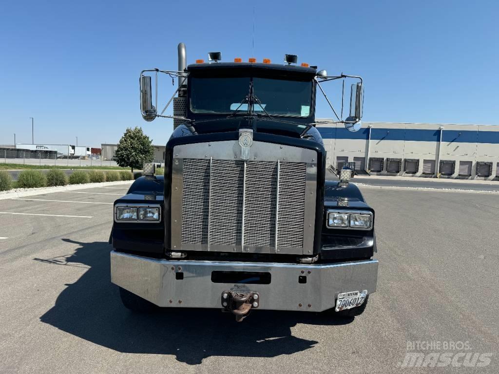 Kenworth T 800 Savivarčiai su kabeliniu keltuvu