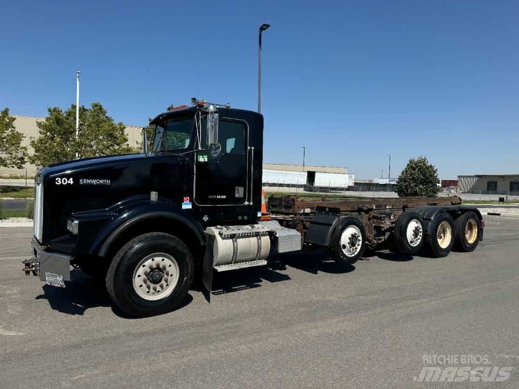 Kenworth T 800 Savivarčiai su kabeliniu keltuvu