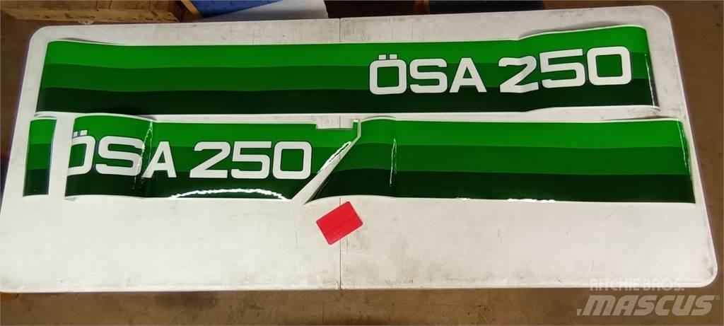  FMG/Ösa 104121 Kabinos ir salonai