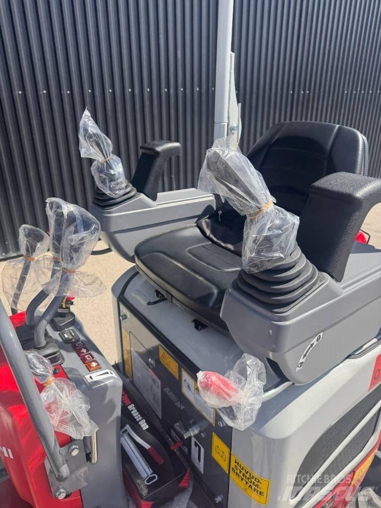 Takeuchi TB 210 R Mini ekskavatoriai < 7 t