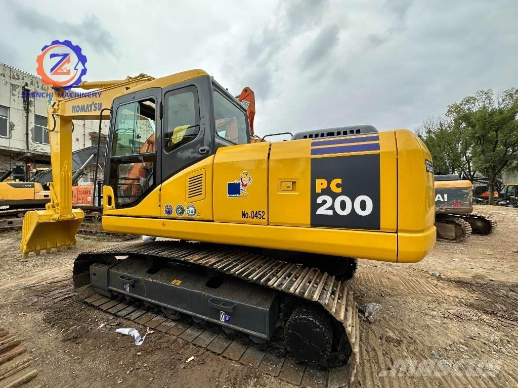 Komatsu PC 200-7 Vikšriniai ekskavatoriai