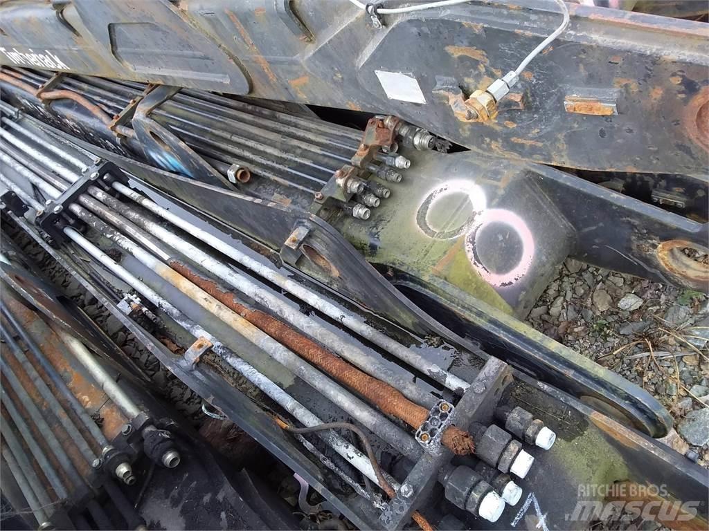 Loglift 220 Medžių kirtimo mašinų kranai