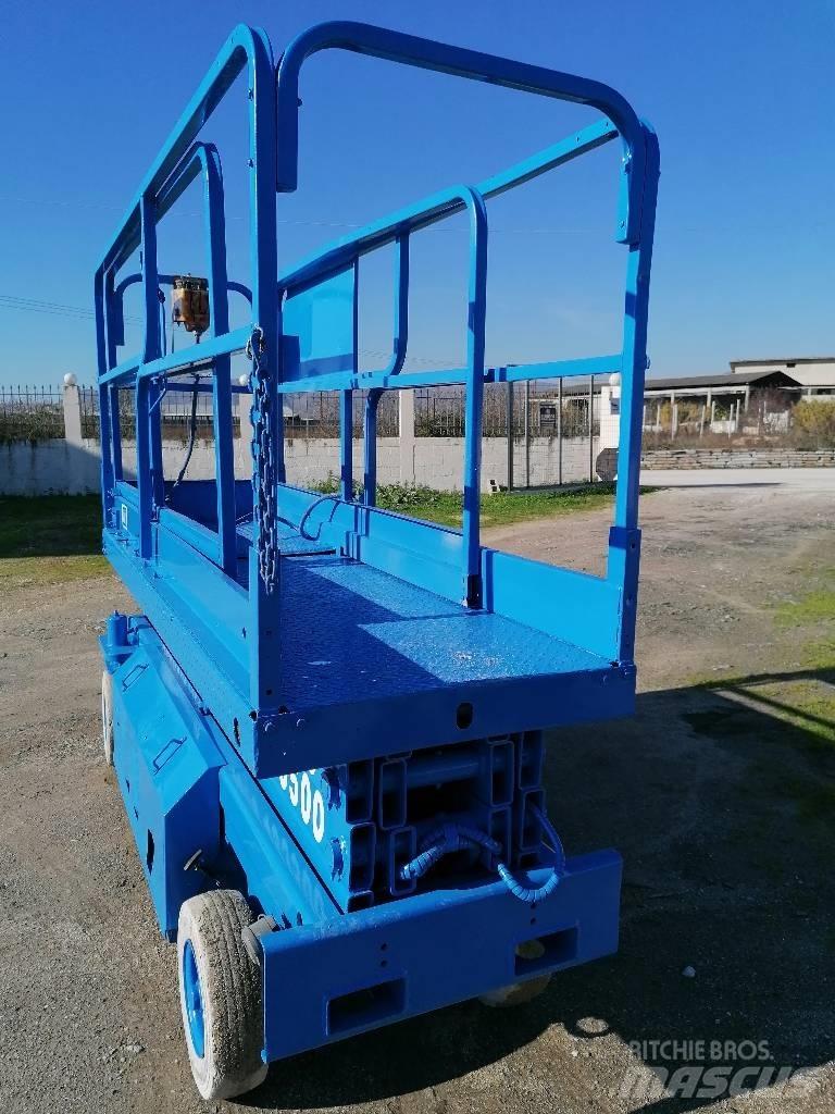 JLG 2033 COMMANDER Kiti keltuvai ir platformos