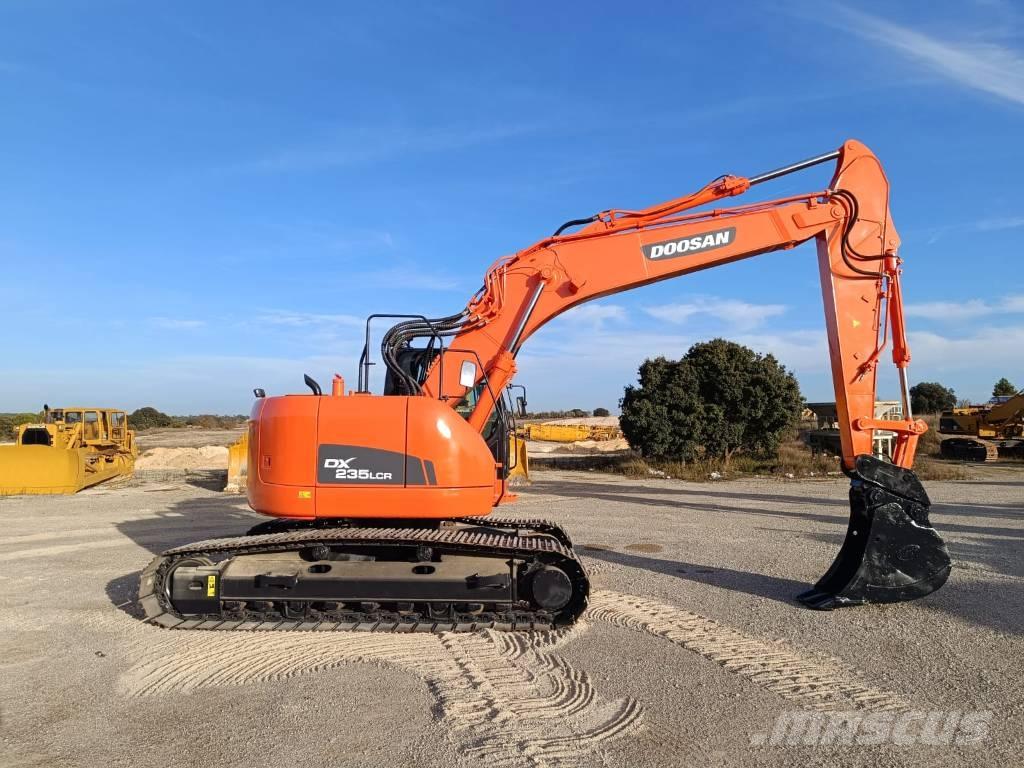 Doosan DX 235 LCR Vikšriniai ekskavatoriai